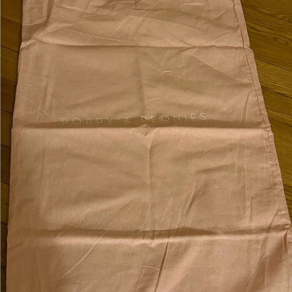 Poppy & Peonies Classic Black Tote - Picture 4 of 4